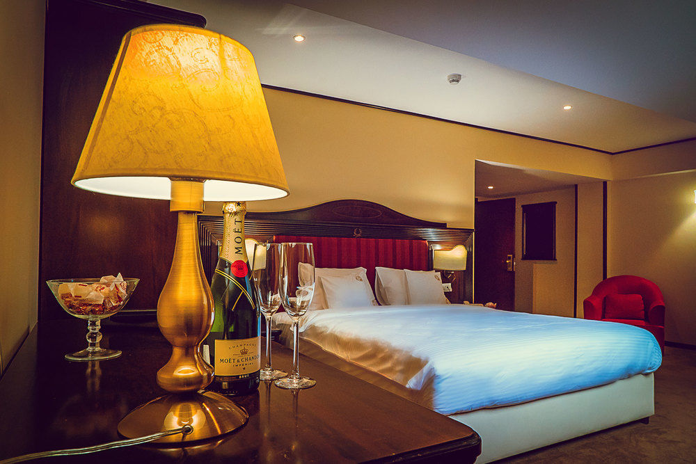 Perla Hotel Слэник-Молдова Экстерьер фото